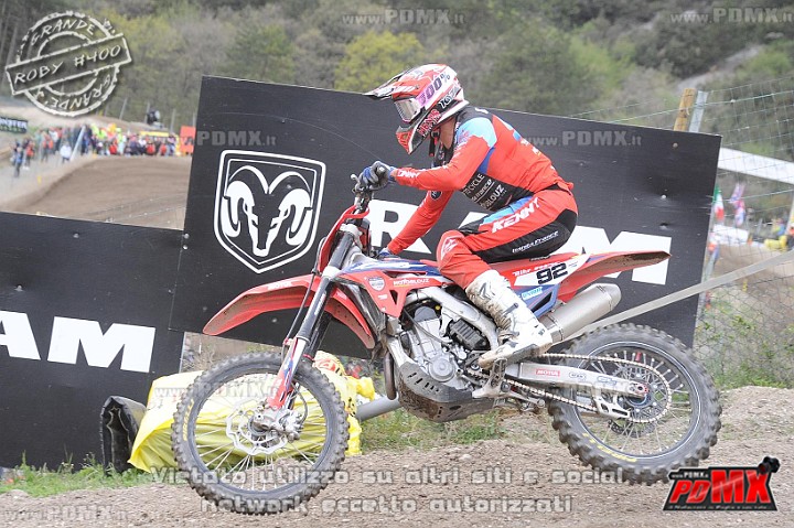 ROB_2194 (Copy).jpg